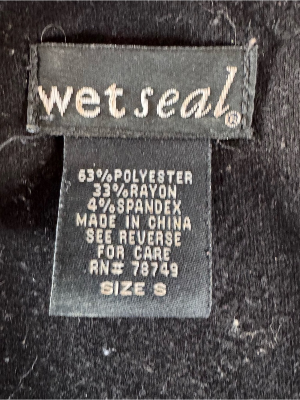 Wet Seal Y2K Black Sequin Racerback Tank Top - Picture 5 of 6